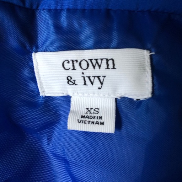 3 for $15- Crown & Ivy Puffer Vest - Picture 8 of 8